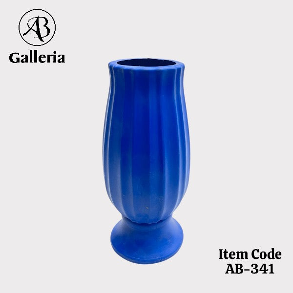 Plastic vase AB-341
