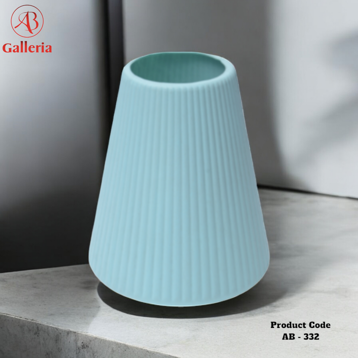 Plastic Vase AB-332